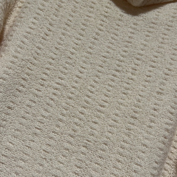 Eileen fisher cream wool sweater, size S can fit a M too - Picture 3 of 7